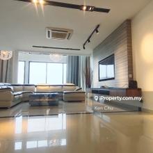 2.5 Storey House For Rent