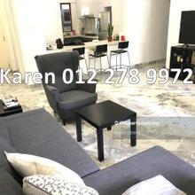 Convenient condo living - walk to the MRT!