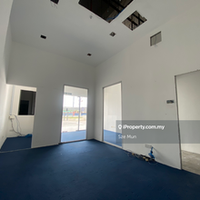 Prime Ground Floor Shop Office For Rent 1,054 sqft