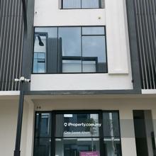 Contemporary shop office in the heart of Batu Kawan  