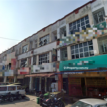 Kawasan Perindustrian Desa Ria Balakong 3 Storey Shop for Sales 