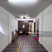 Low Cost Pangsapuri Ceria Taman Kinrara Puchong For Sell
