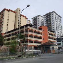 Lowfloor renovated unit