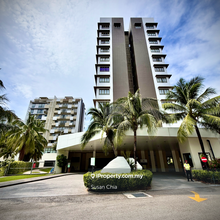 By The Sea Condominium with Large Balcony in Batu Ferringhi(Block 100)