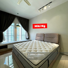 Rare Unit & Summerskye Studio Nice Condition Nr Airport 