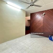 Walking to pasar,near primary school,more parking 