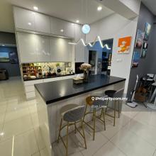 Premium Condo with 3 Car Park