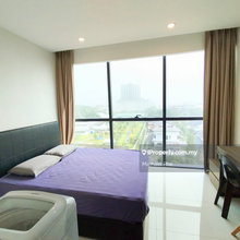Ld legenda kozi square big window studio for rent