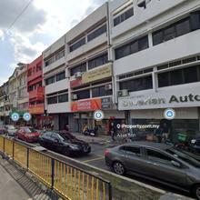 Taman Maluri Cheras, Facing Main Road