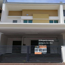 Terrace house for Sale