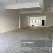 Main Road Ground Floor Shop opposite Aeon Bukit Tinggi Klang