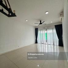 G Residence, 3r2b2cp, partial furnished