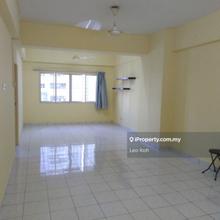 Endah Ria Condo For Sales Renovated Non Bumi Lot Near to Shop Lot