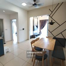 2 Balcony with TRX, KLCC, KL Tower, 118 View, Free Stay For 7 Days 
