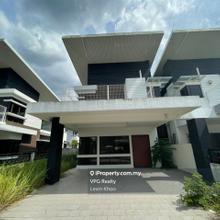 Semi-D house for Sale