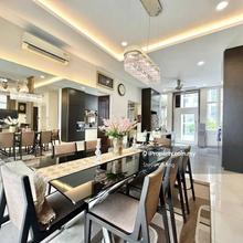 Rare prime bungalow, hilltop, gated guarded, spacious, view to believe