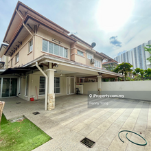 Limited semi d house & good location 