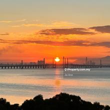 Well maintained, Penang Bridge with gorgeous sunrise view