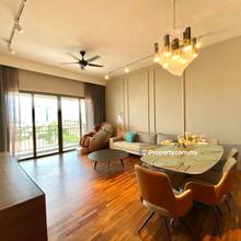 Straits Residences For Rent !!