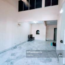 Renovated and extended 1.5 storey for sale in usj2,subang jaya.