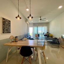 A Marine Condominium Sunway South Quay for sale