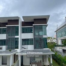 Corner 3 storey 32x80 Villa Citrine Cristal Serin Residence Cyberjaya