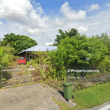 Land @ Sungai Maong