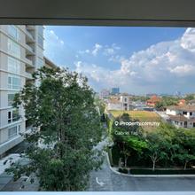 Triple Storey Landed Vibe w/ Huge Rooftop Garden in a Glorious Setting