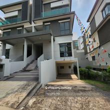 New Freehold 3.5sty Semi D - 5005sqft at Desa Petaling, KL