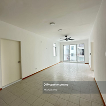 Prima Bintawa apartment partial furnished for rent 