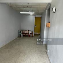 24 hours security,near to mrt station,free hold