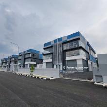 New 2.5sty semid warehouse in balakong Jaya ready to fill ur biz needs