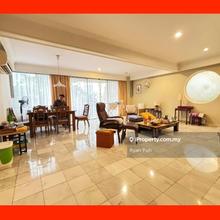 Bukit Ceylon Downtown Condominium Renovated Large Corner Unit For Sale