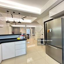 Cascara 88 Townhouse Renovated Unit For Sale