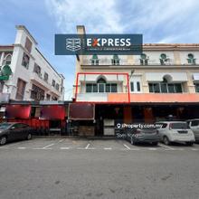 1st Floor, 3 Storey Intermediate Shoplot at 101 Commercial Centre