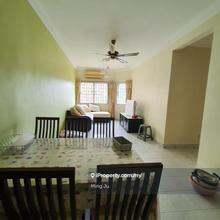 Oakleaf Park Condo for Sale