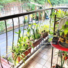 Townhouse for Sale at affordable price 