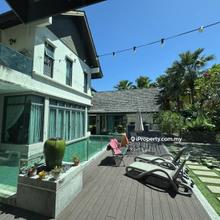 Bukit Jelutong 3 storey Bungalow House for rent