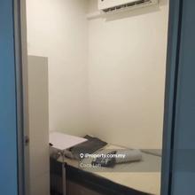 Small room with single bed for rent