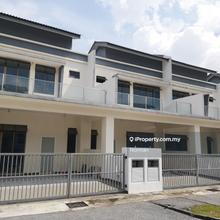 Terrace house for Sale