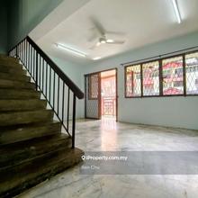 Well maintained unit 