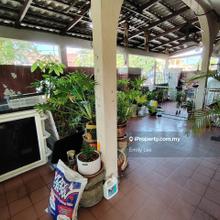Spacious Corner Lot, Steps from the Park