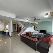 Renovated Unit in Excellent State featuring Unique Family Style Lounge
