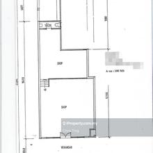 High transaction area, opposite carpark lot g floor shop lot for sale!