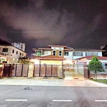Semi-D for Sale in Pulau Tikus