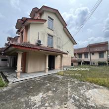 Corner Unit / Saujana Damansara 2.5sty