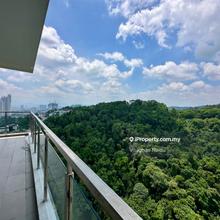 Luxury serviced residence w lush greenery view and a spacious layout