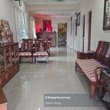 1 and Half Story Landed, easy access to commercial area