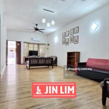 Good deal 1 storey Semi D for Sale @ Pantai Jerjak, call now.