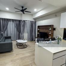 Cheapest in market/ Easy Loan/ Fully Furnished / KLCC View / Malls ard